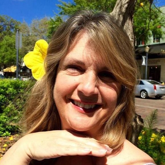 Meet your Posher, Elaine - Picture 1 of 1